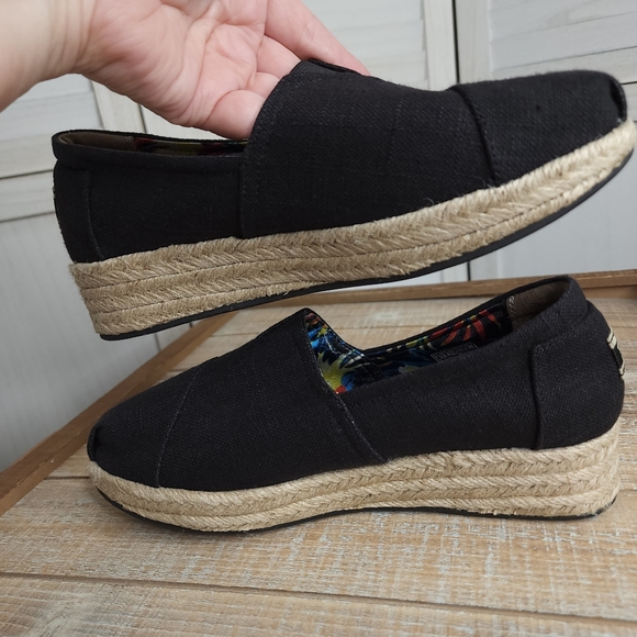 Bobs From Skechers Woman’s Black Espadrille. Size 8 1/2 - Picture 3 of 13